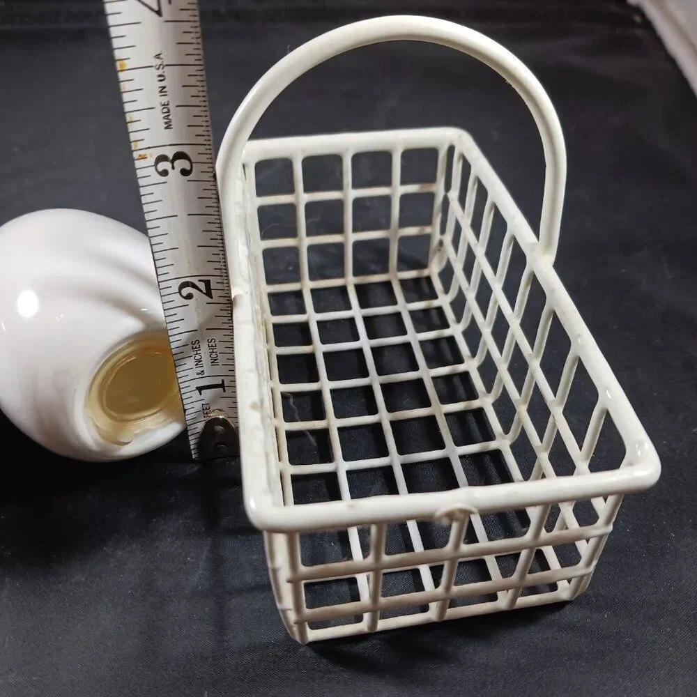 Vintage Egg in Basket Salt and Pepper